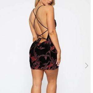 VELVET FLORAL DRESS🌹